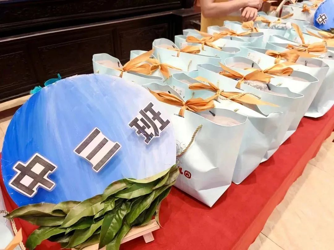 8fd11c5574cf5fc8db22cc6f58bfa26a.jpg 8fd11c5574cf5fc8db22cc6f58bfa26a.jpg