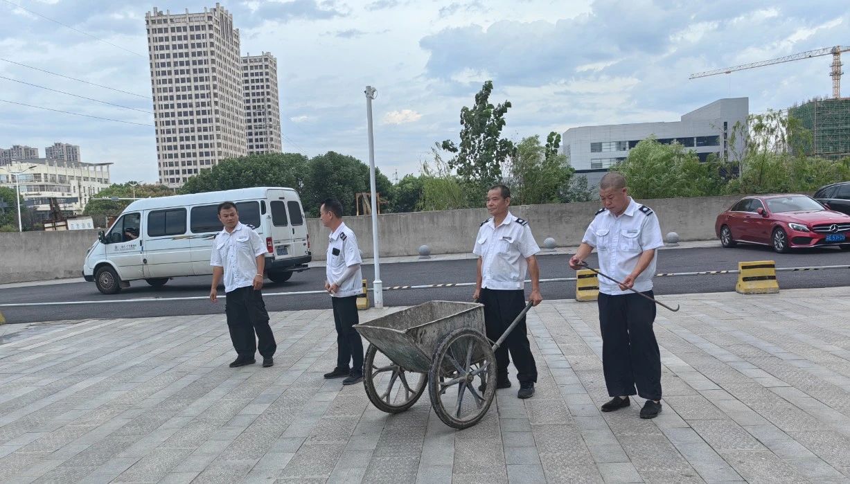 f9dadd75d5d8baa31eda56b10a7e68ab.jpg f9dadd75d5d8baa31eda56b10a7e68ab.jpg